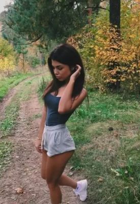 Милка Несалон, 23 лет: кунилингус в Симферополе, закажите онлайн